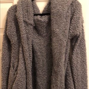 Fuzzy cardi